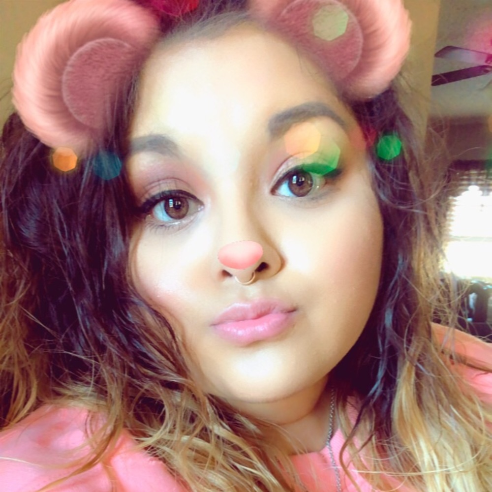 Meet your Posher, Maribel